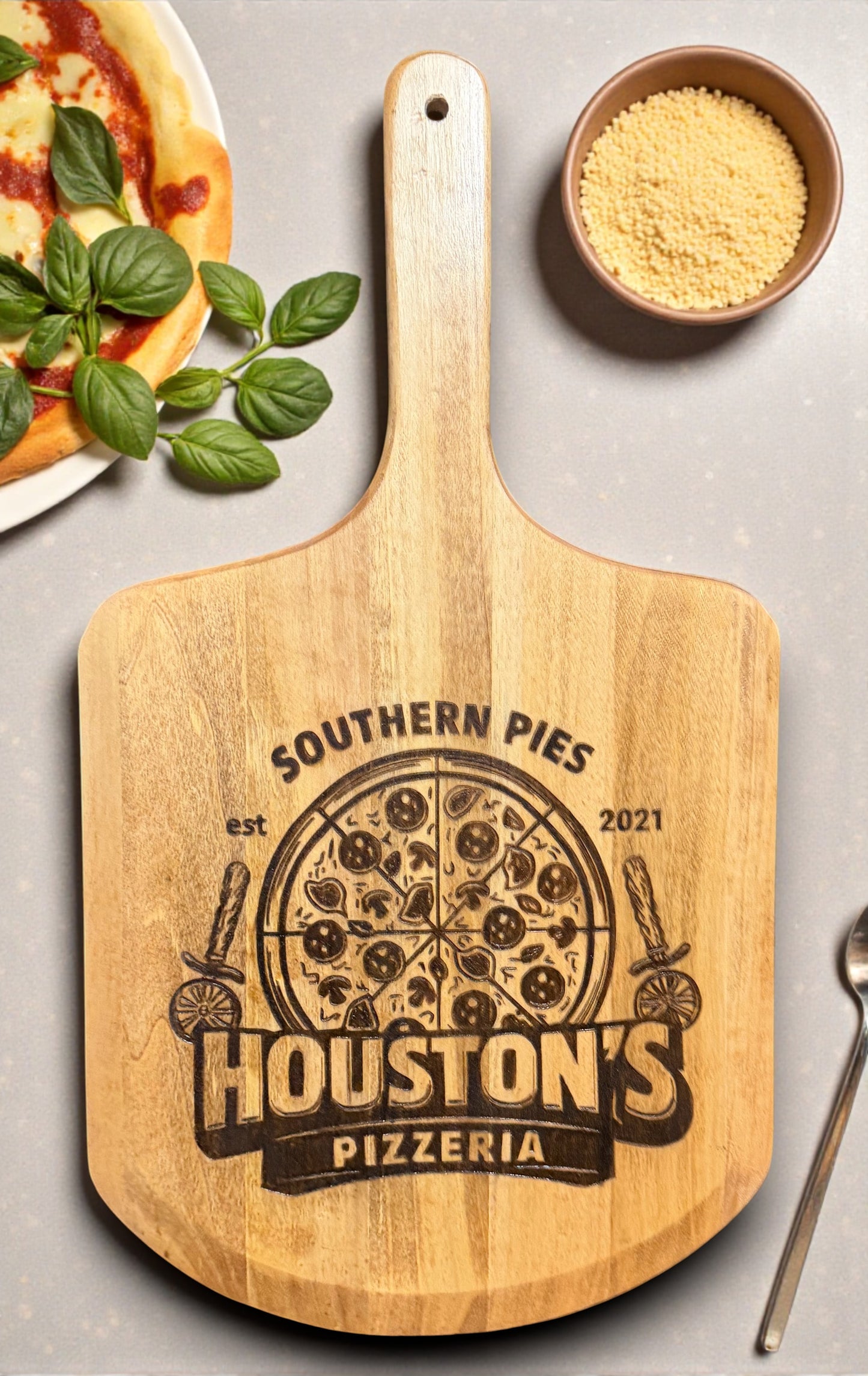 Pizza Peel and matching cutter (can be purchased for additional fee)